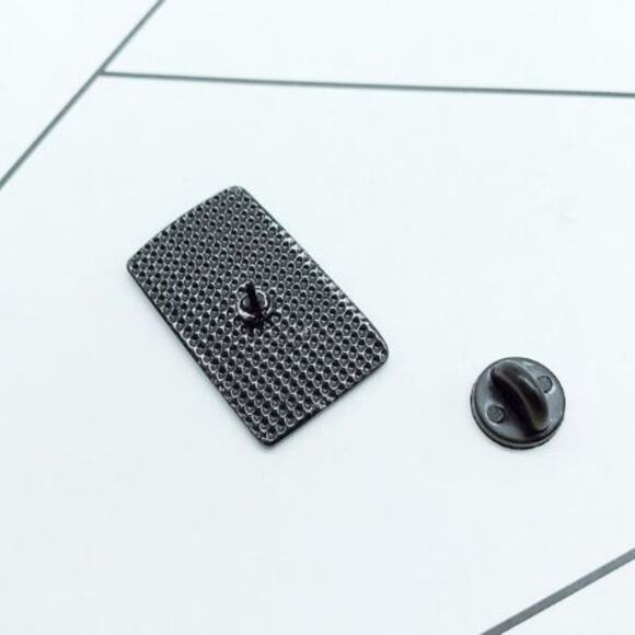 I'll Be There for You Cassette Tape Pin Brooch - Picture 2 of 3